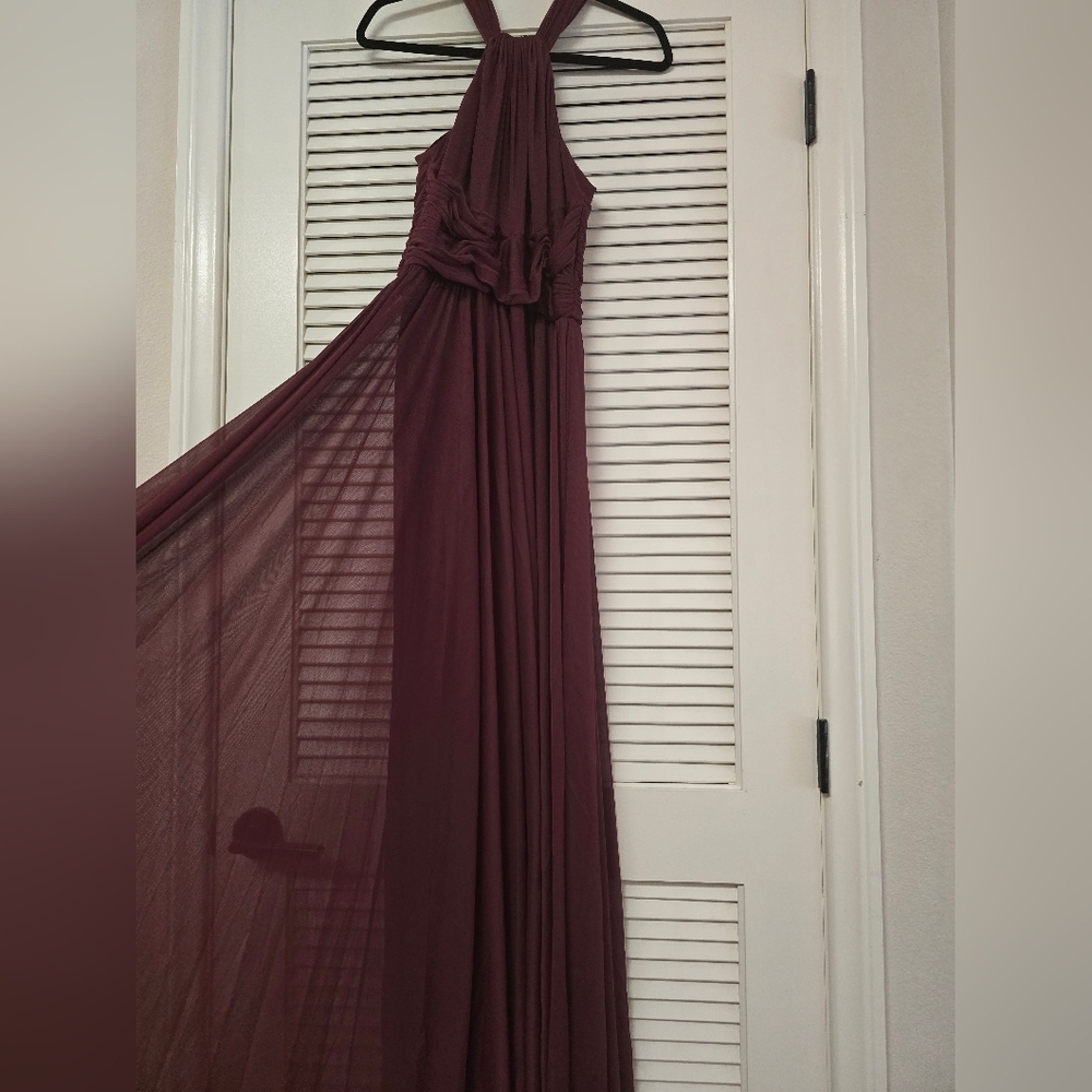 David's Bridal - Wedding Bridesmaid Formal Evening Sleeveless Gown Dress
